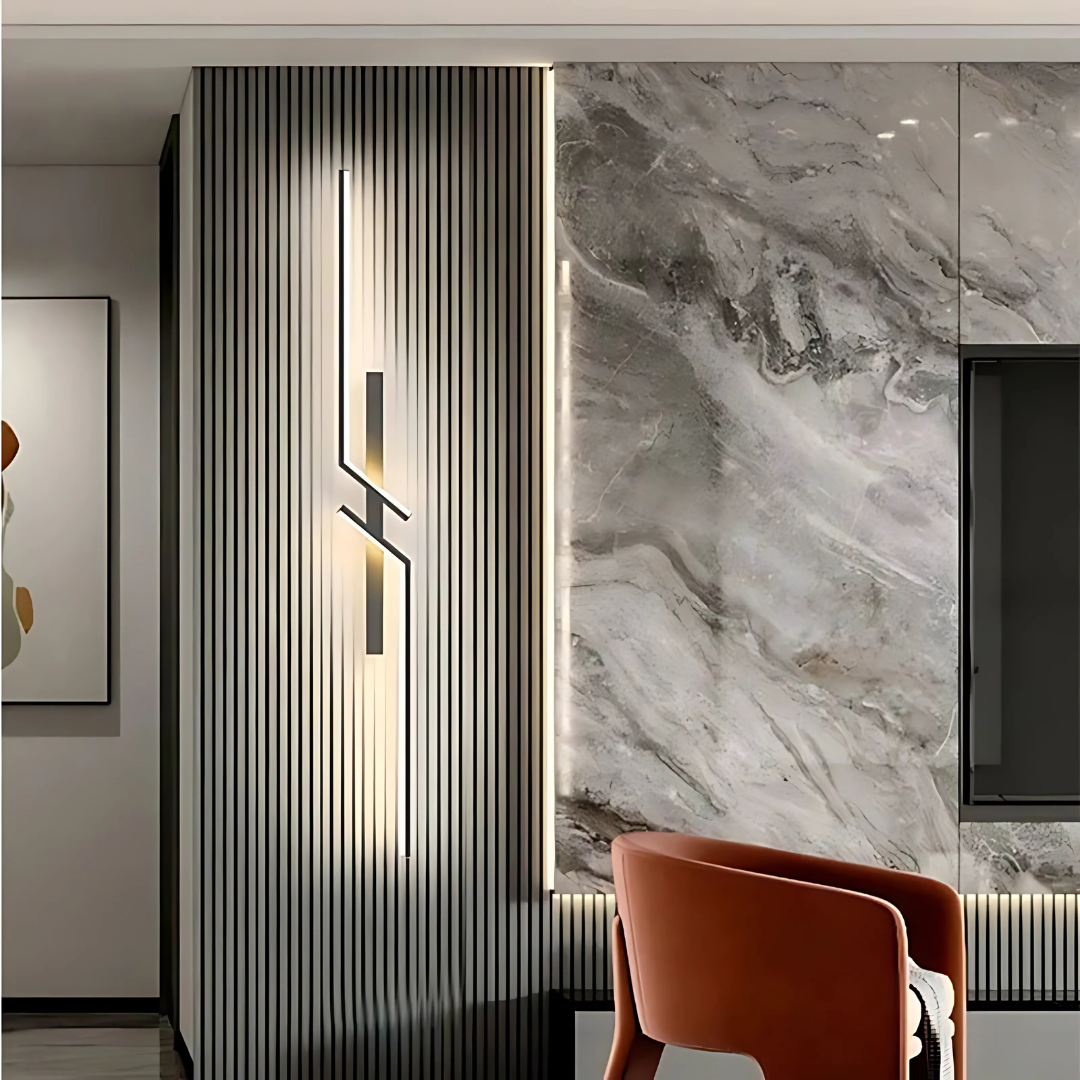 Modern Vertical Metal Wall Lamp