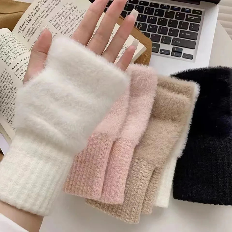 Unisex Fleece Fingerless Gloves – Warm, Soft and Functional | Kalsten