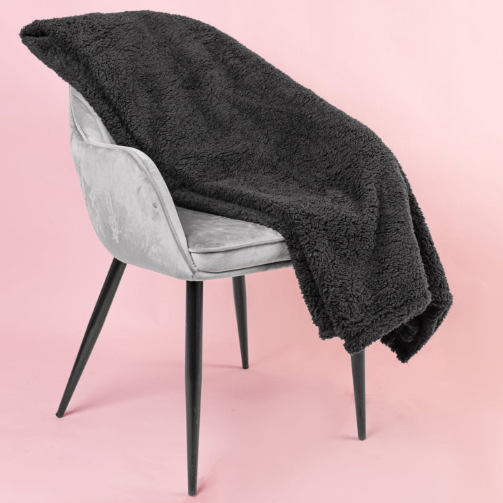 CozyGuard Blanket - Luxury Waterproof Blanket for Relaxation Kalsten