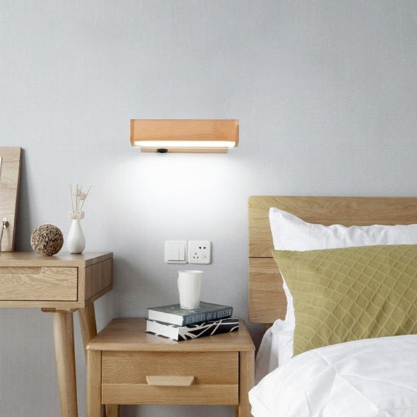 Nordic Design Rotating Bedside Wooden Wall Lamp | Kalsten