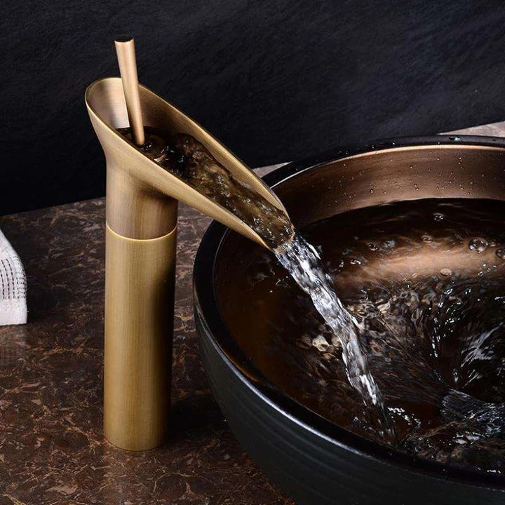 Antique-Style Waterfall Bathroom Tap