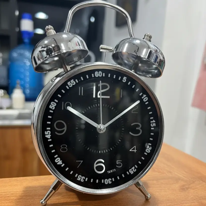 Retro Alarm Clock with Double Bell Silver Chrome | Kalsten