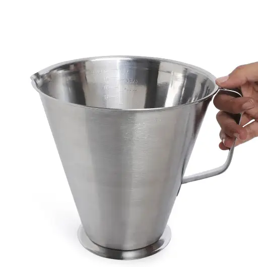 Measuring cup stainless steel 0.5 L with internal marking | Kalsten