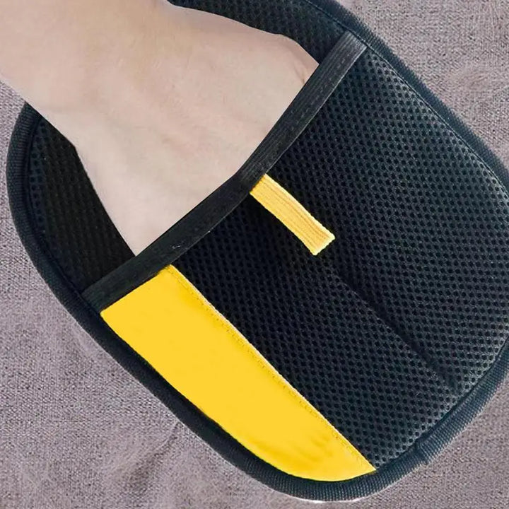 PurrBrush Grooming Glove – Hair-Free Pet Care and Massage Moment | Kalsten