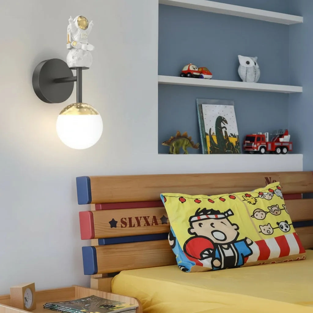 Cartoon Astronaut LED Wall Sconce – Creative 20W Resin Space Art Wall Light - 3-Color Dimming | Kalsten
