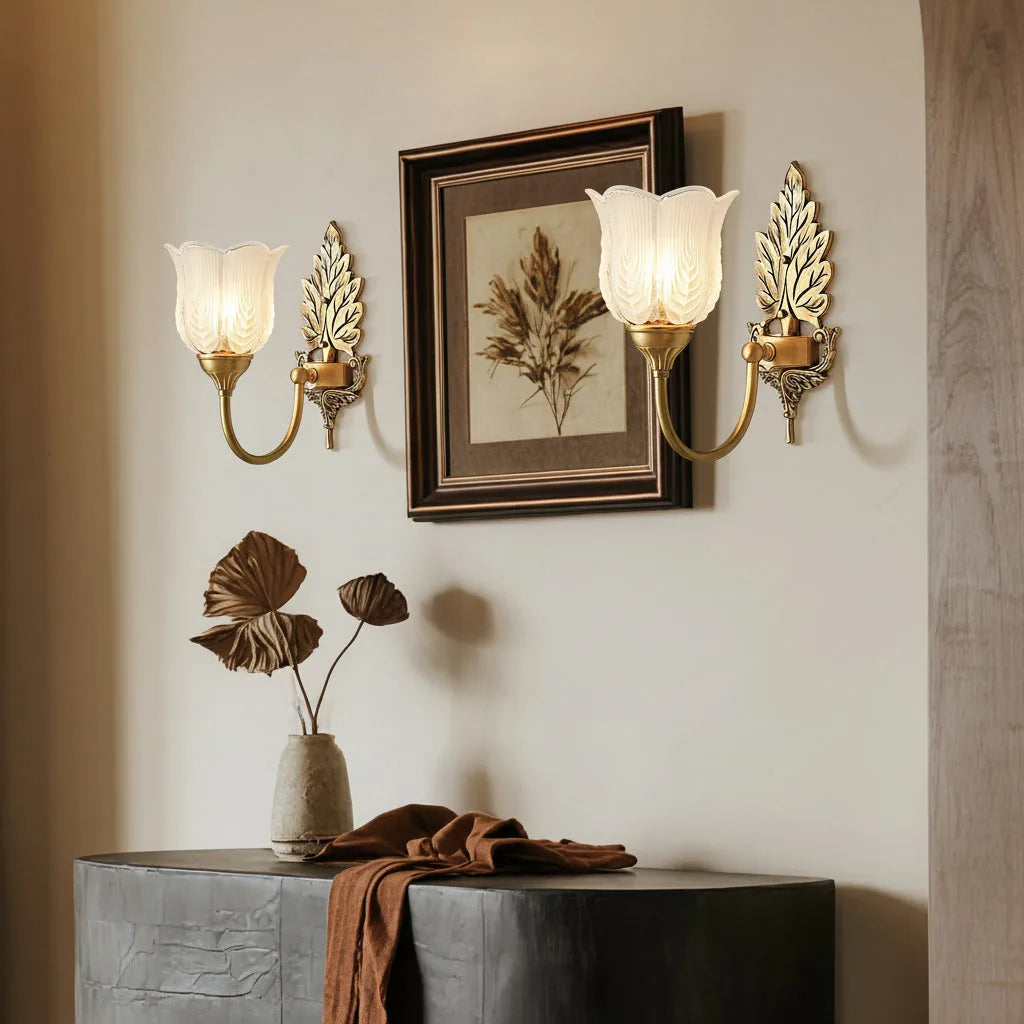 Brass Wall Sconce – American Vintage Bud Glass (E14 LED & 29-30cm) | Kalsten