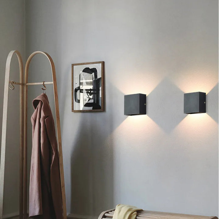Black Aluminum Outdoor LED Wall Fixture Kalsten