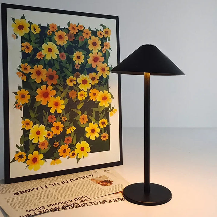 Elegant GoLumina Wireless Desk Lamp with Adjustable Lighting Kalsten