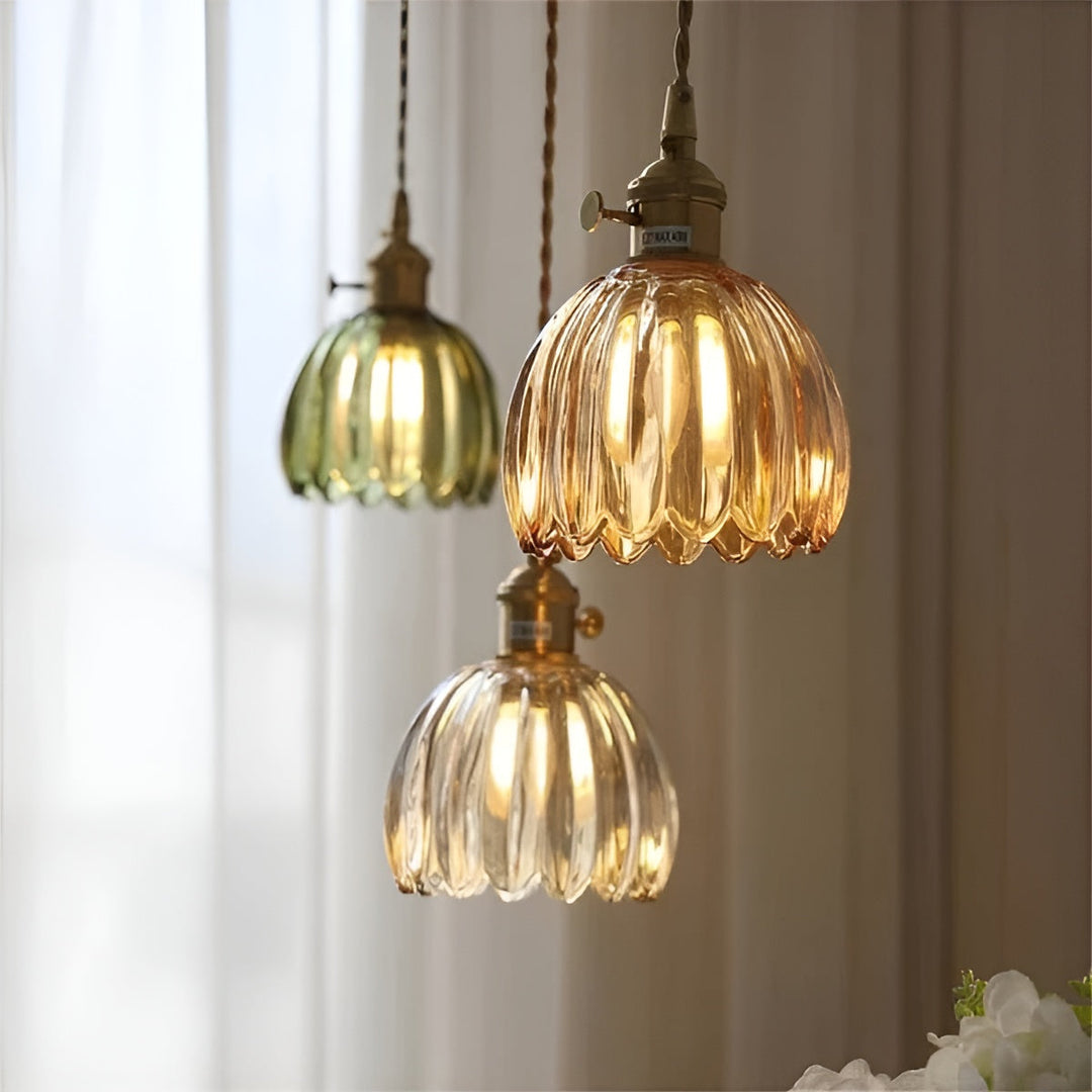 Hanging light with flower glass – Japanese design for cozy spaces | Kalsten