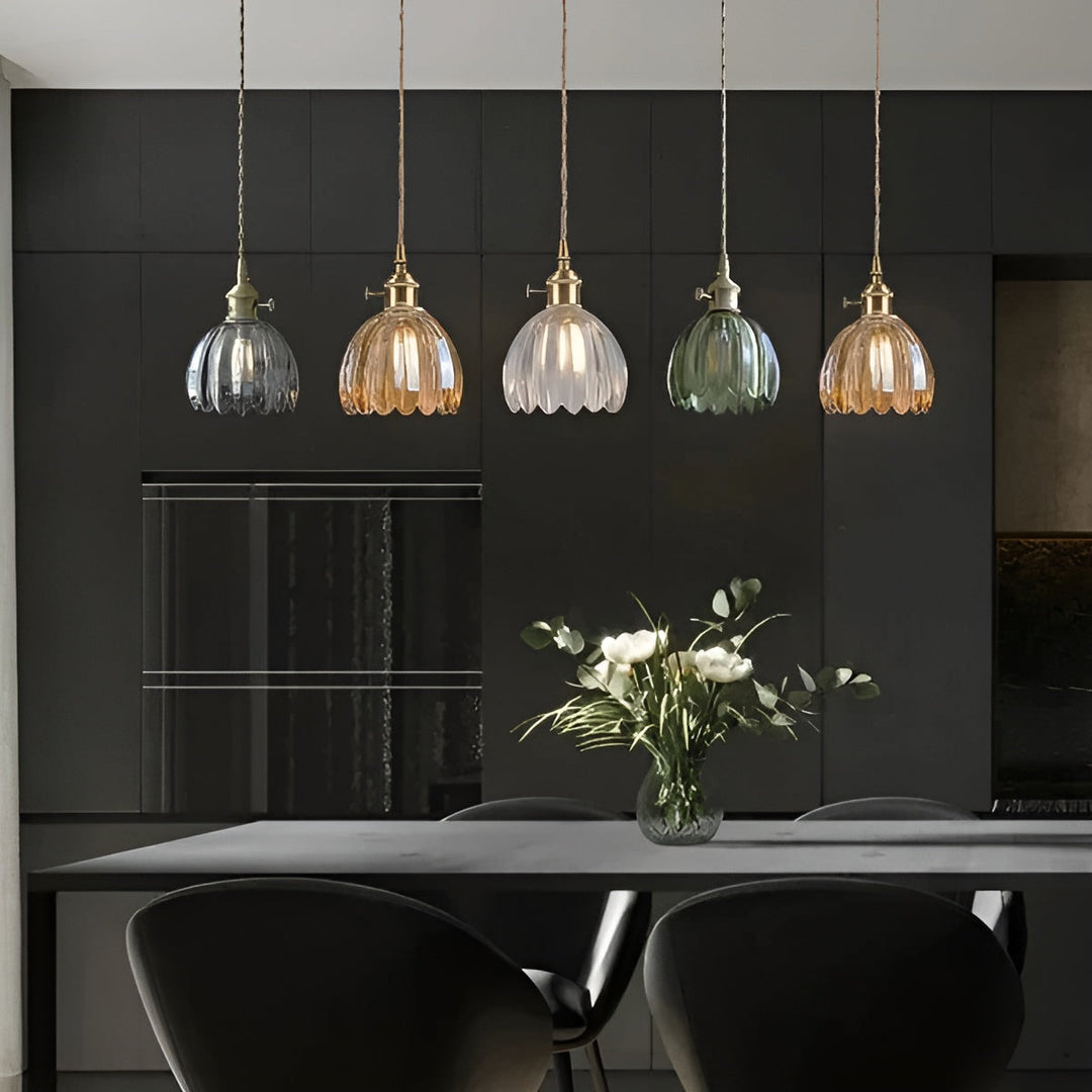 Hanging light with flower glass – Japanese design for cozy spaces | Kalsten