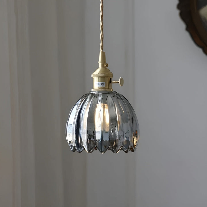 Hanging light with flower glass – Japanese design for cozy spaces | Kalsten