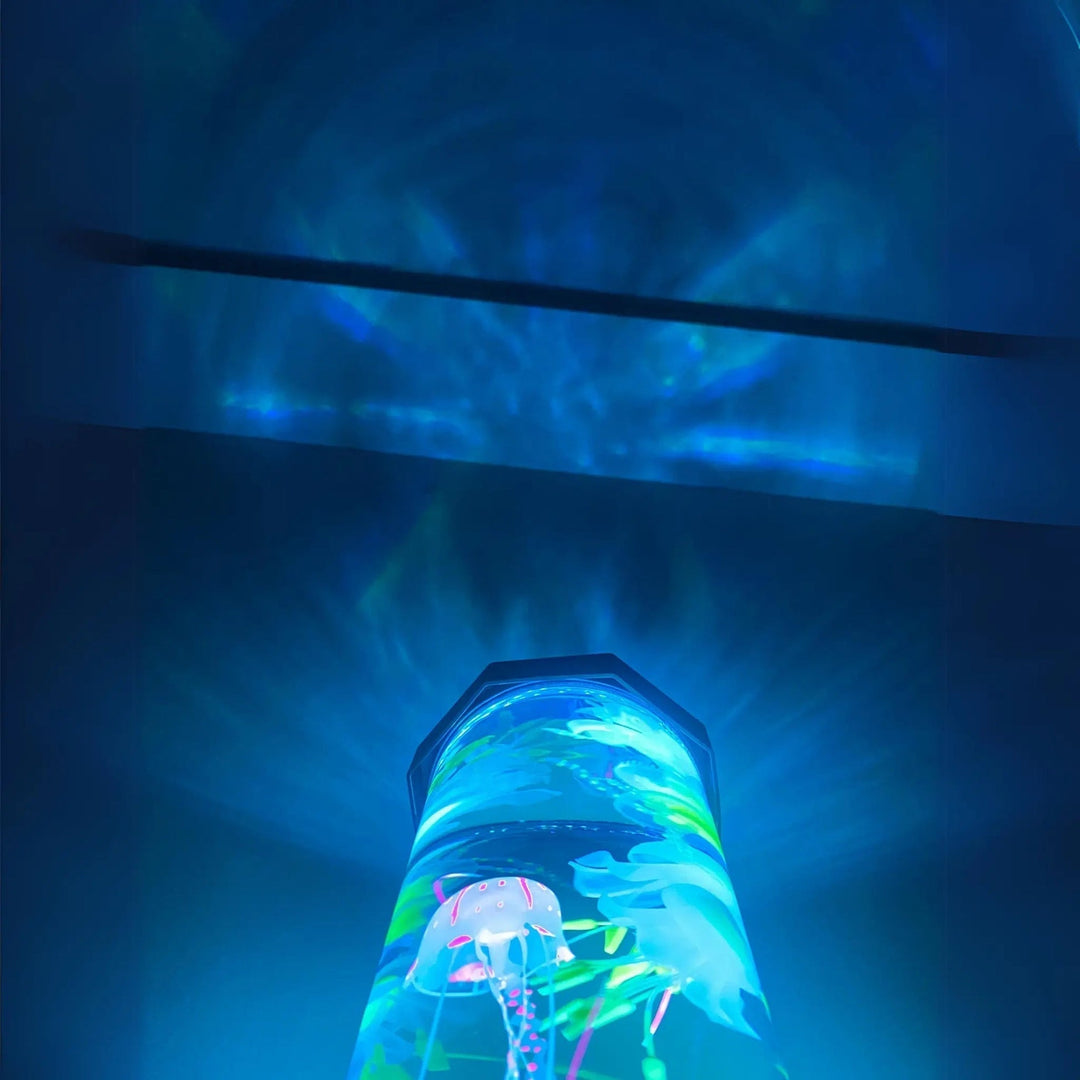 Jellyfish Aquarium Table Lamp | Kalsten