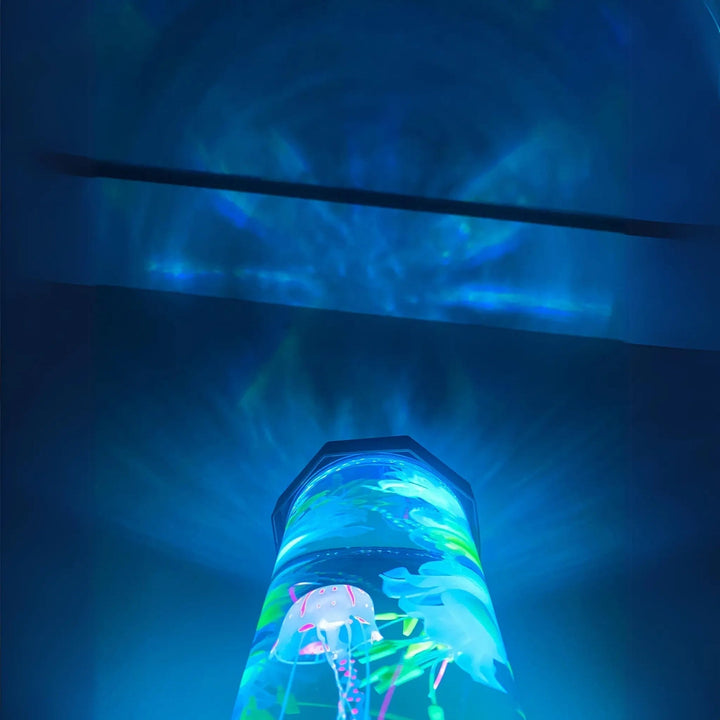 Jellyfish Aquarium Table Lamp | Kalsten