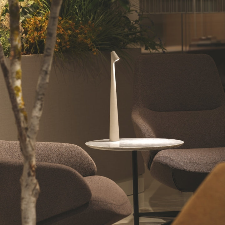 Sculpting table lamp | Kalsten