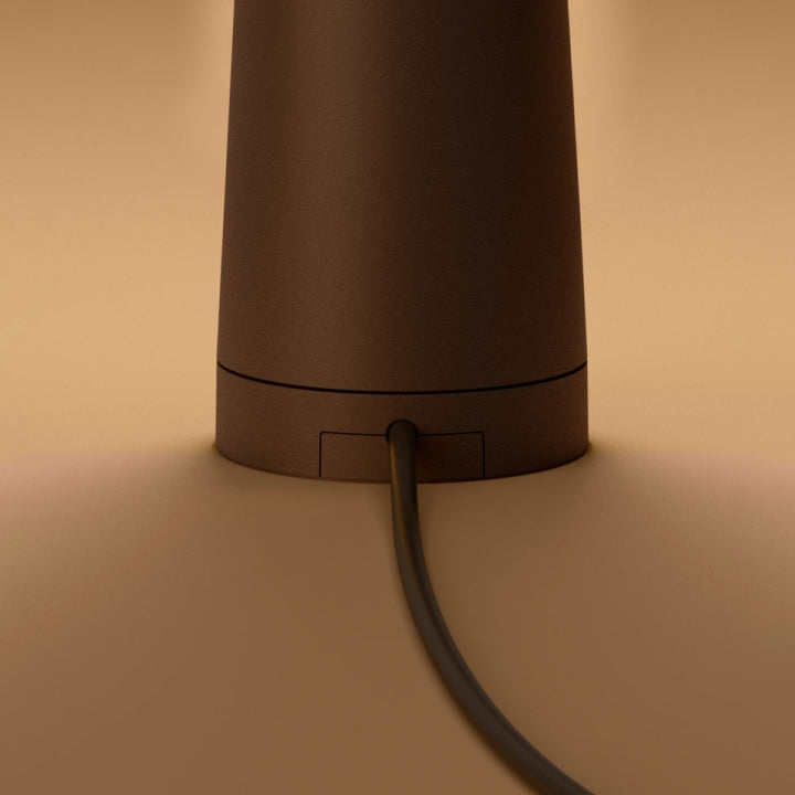 Sculpting table lamp | Kalsten