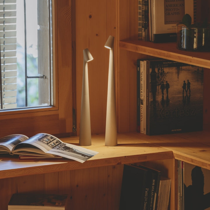 Sculpting table lamp | Kalsten