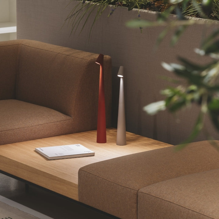 Sculpting table lamp | Kalsten
