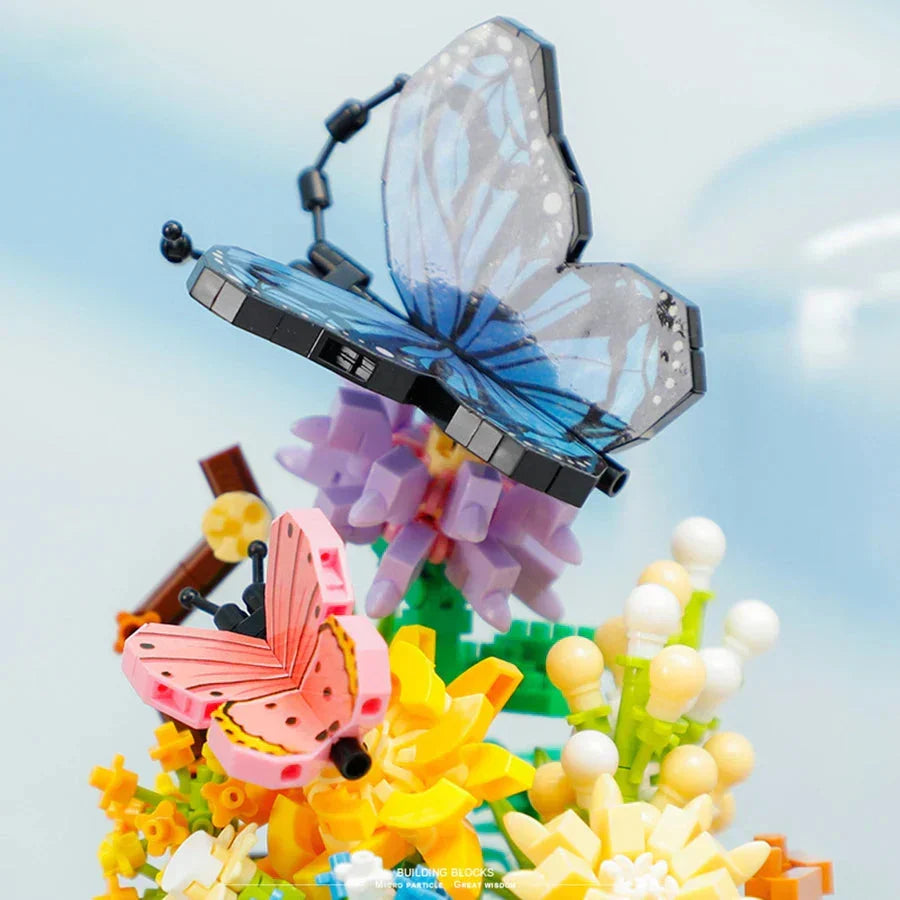 Skanto | Flower Insect Butterfly Bee Nano Building Blocks