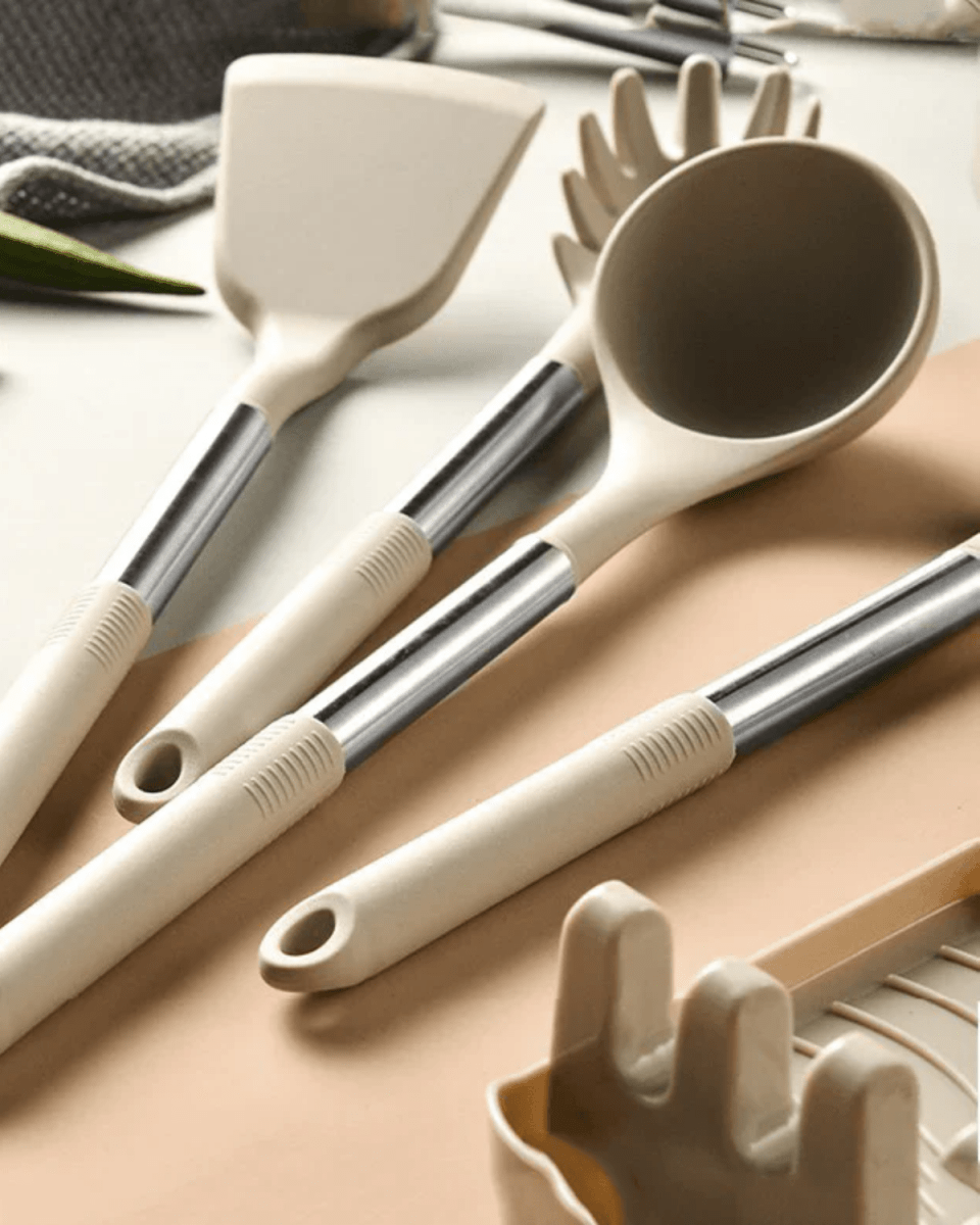 Kalsten | KITCHENORA – Complete Utensil Set with Silicone Heads & Wood-Style Handles