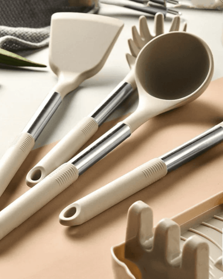 Kalsten | KITCHENORA – Complete Utensil Set with Silicone Heads & Wood-Style Handles