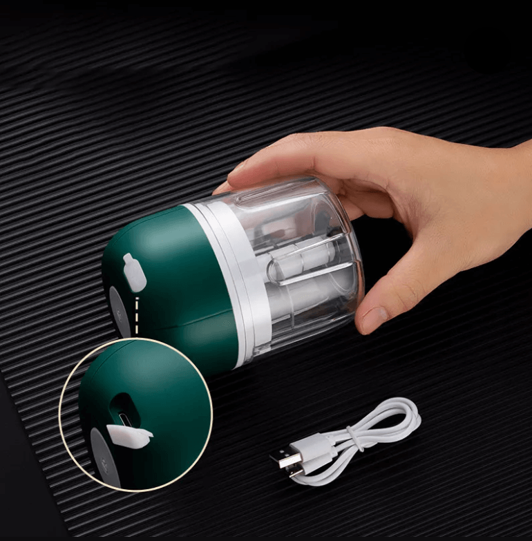 Kalsten | ChopEase Electric Garlic Press – USB Rechargeable – Compact & Powerful – 250ml
