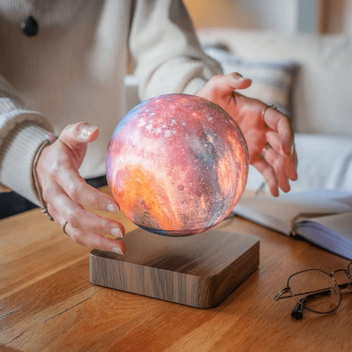 Floating Moon Lamp - Magical Atmosphere with 16 Colors Kalsten