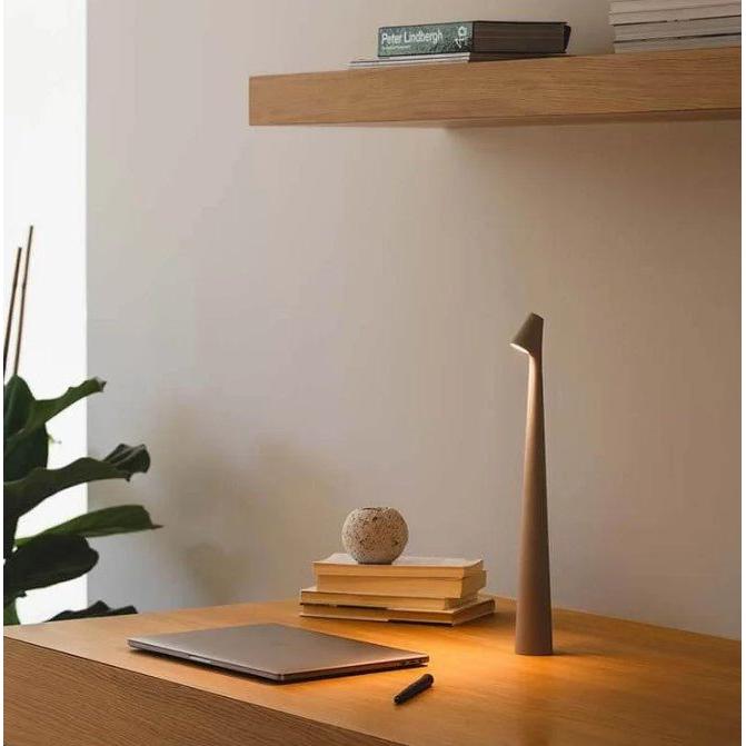 Nordic Minimalistic LED Wireless Table Lamp | Kalsten