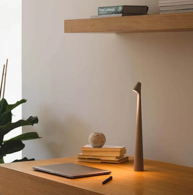 Kalsten | Portable Table Lamp