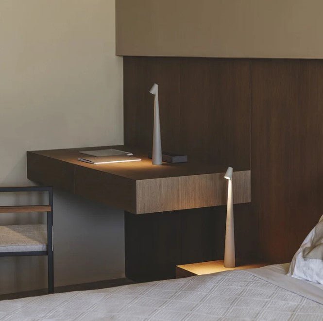 Kalsten | Portable Table Lamp