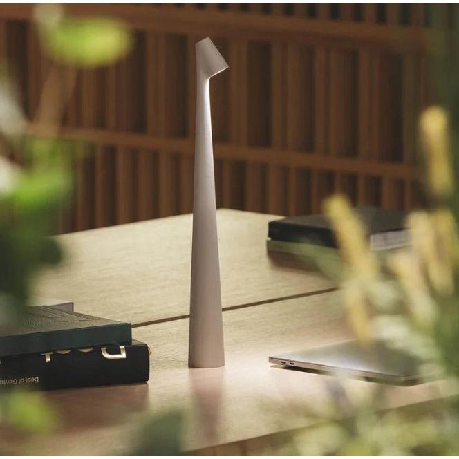 Nordic Minimalistic LED Wireless Table Lamp | Kalsten
