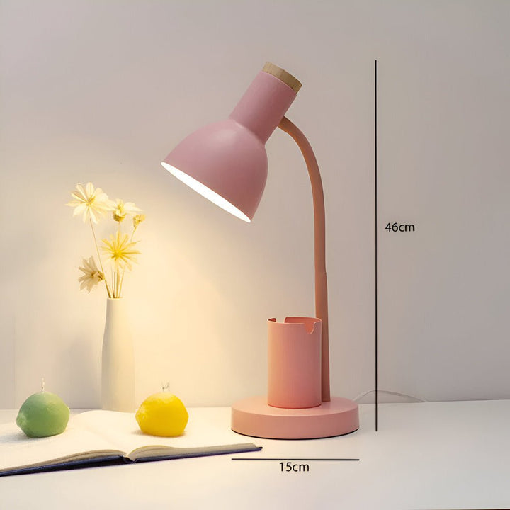 LumoDesk – LED table lamp with pen holder for organization and lighting | Kalsten