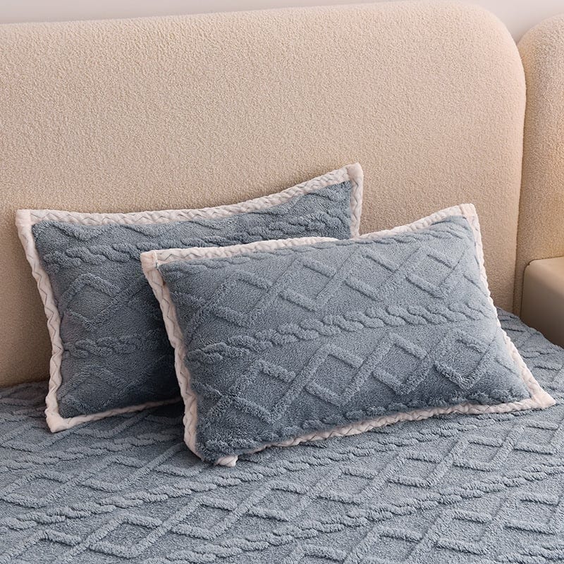 Velvet Fitted Sheet Set with Elastic Kalsten