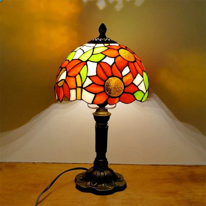 LumiTiffany | LED table lamp in vintage design | Kalsten