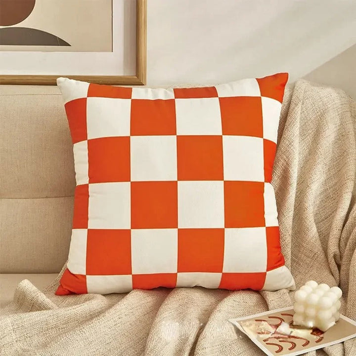 Stylish Checkered Cushion – Trendy Must-Have for a Luxury Interior Kalsten