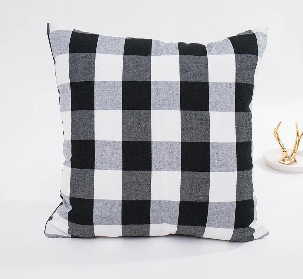 Stylish MarbreLuxe Cushion Cover - Modern Stripe Cushion Cover for Elegant Interiors Kalsten