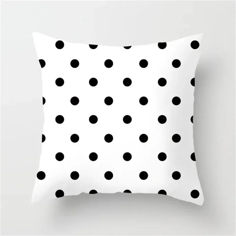 Stylish Geometric Pillow Cover - for a Modern Interior Kalsten