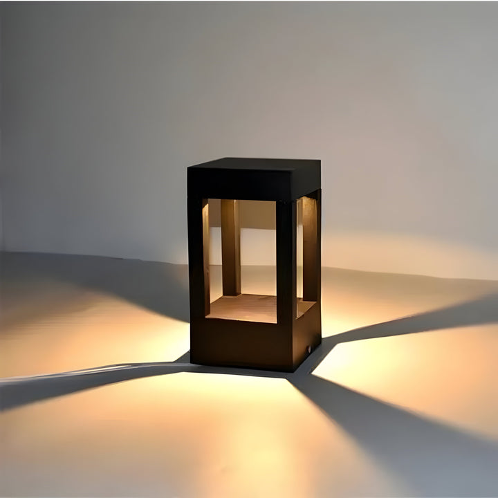 LumoPost - Waterproof LED Lawn Light made of Aluminum | Kalsten
