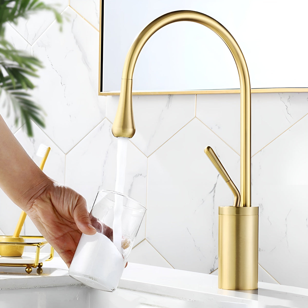 Basin mixer tap in a brushed look – Basin mixer tap, hot-cold mixer, brass tap for residential use | Karnz