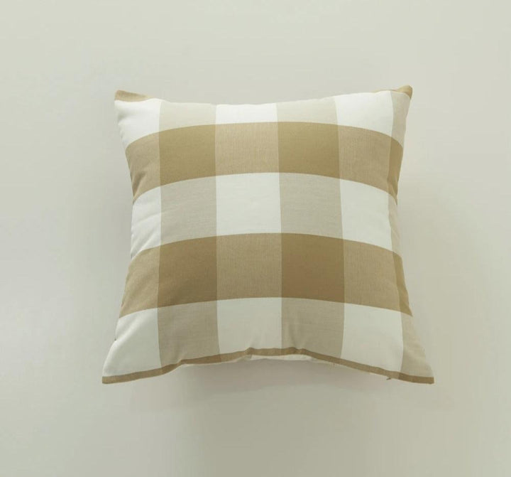 Stylish MarbreLuxe Cushion Cover - Modern Stripe Cushion Cover for Elegant Interiors Kalsten
