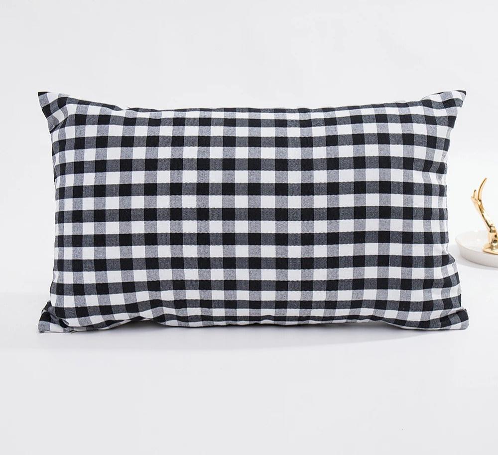 Stylish MarbreLuxe Cushion Cover - Modern Stripe Cushion Cover for Elegant Interiors Kalsten
