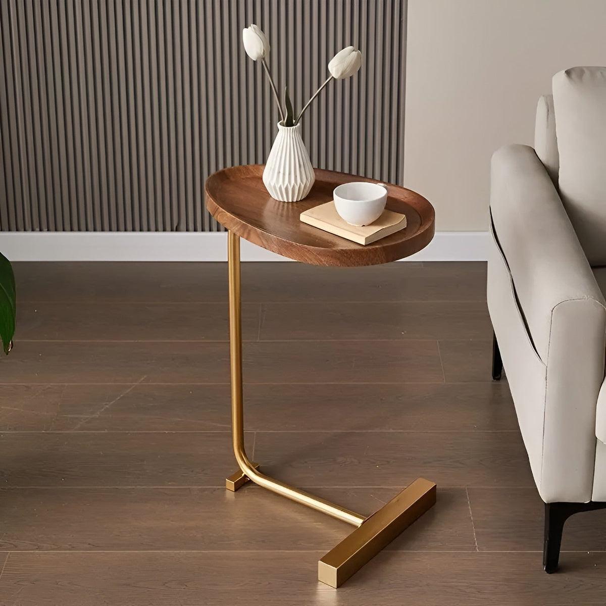 Smaller rolling coffee table – Stylish and versatile | Compact for home, hotel or guest room | Karnz