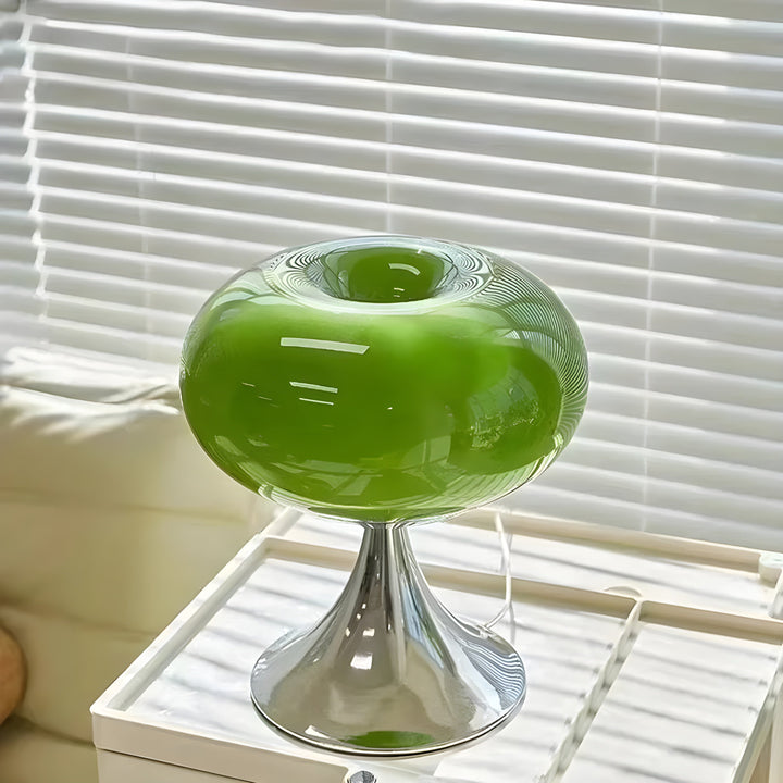 SereneCrystal Lamp - Elegant Retro Table Lamp | Kalsten