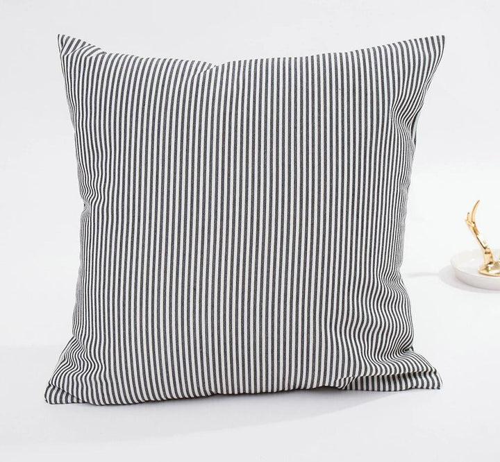 Stylish MarbreLuxe Cushion Cover - Modern Stripe Cushion Cover for Elegant Interiors Kalsten