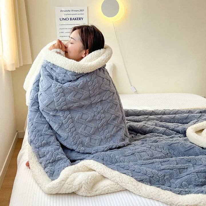 Kalsten | Thick Lambswool Winter Fleece Blanket - LuxyCozy