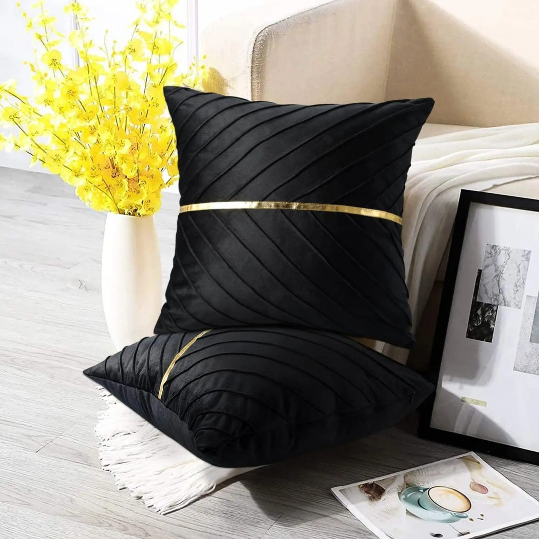 Noir Élégance Cushion Cover - Luxury Velvet Cushion Cover with Gold Sequins - Refine Your Interior Kalsten