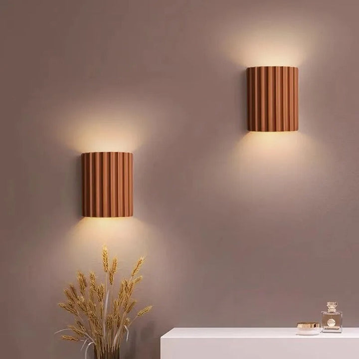 Kalsten | Minimalist Groove Wall Lamp | Resin, Up and Down