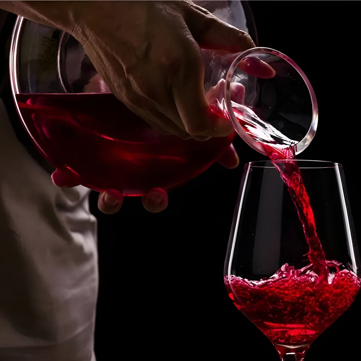 Crystal Wine Decanter – Handcrafted Elegant | 1500 ml Ideal for Bars, Homes & Offices | Karnz