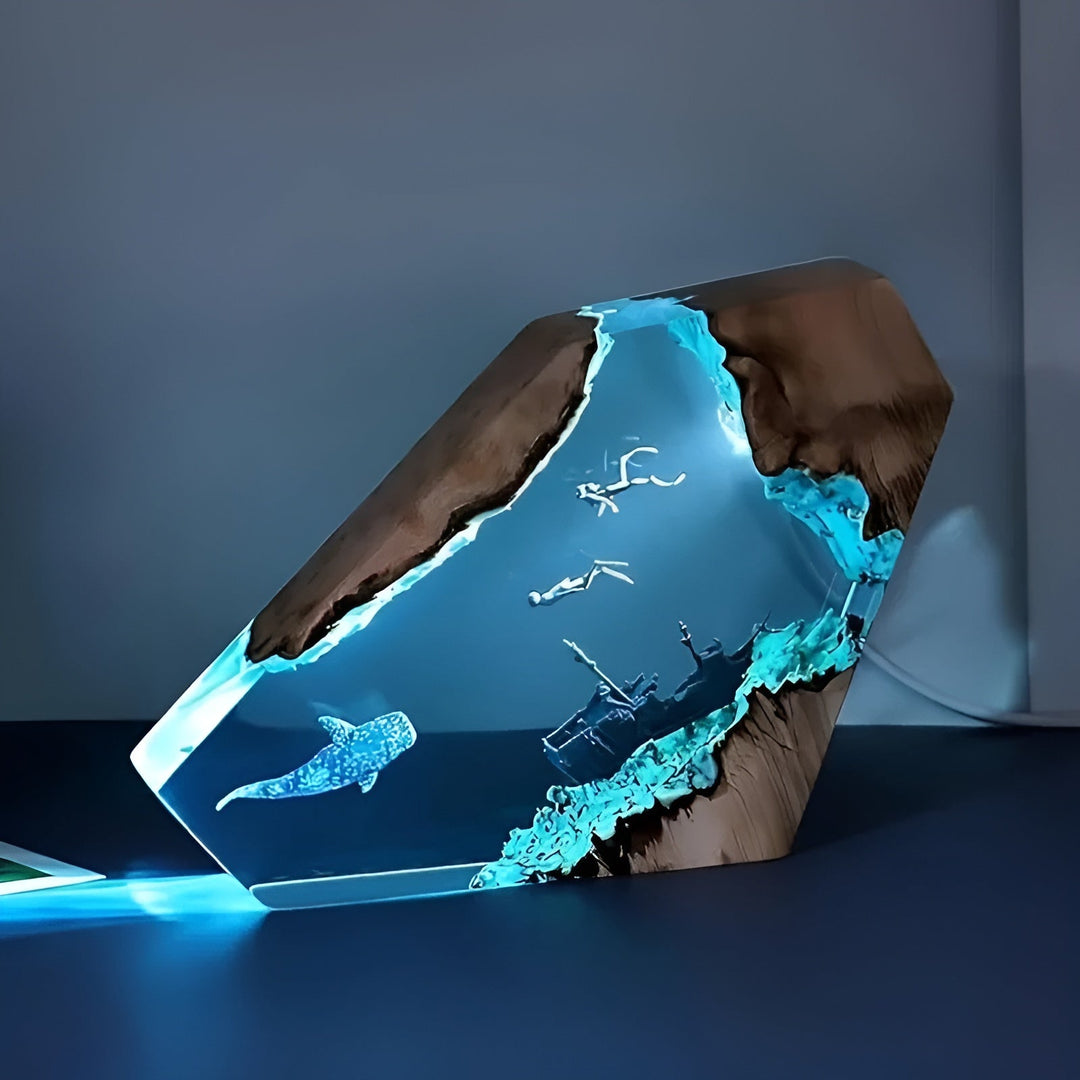 Refreshing Ocean Table Lamp - DeepDive Illumina Kalsten