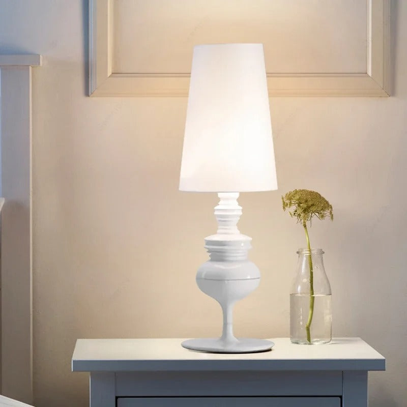 Modern Scandinavian LED Table Lamp | Kalsten