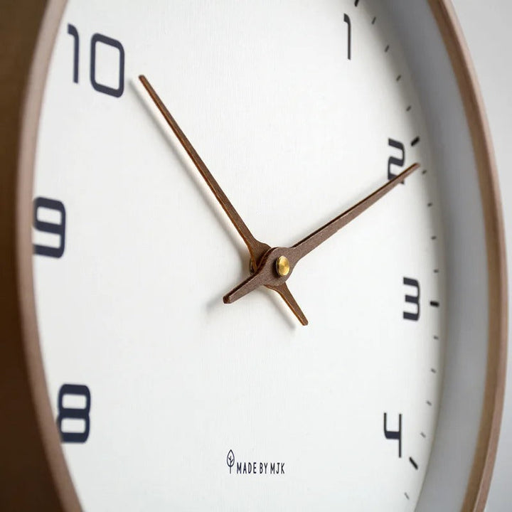 Kalsten | Minimalistic Wall Clock | Metal & Resin